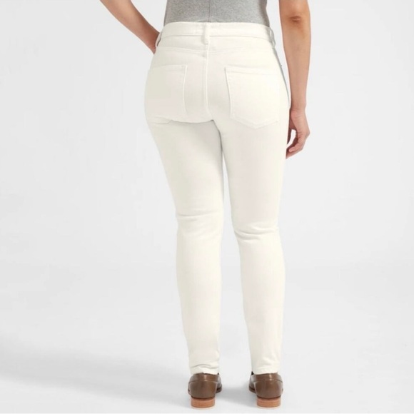 Everlane White Mid Rise Skinny Jeans - Picture 3 of 7
